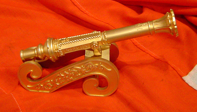 A Solid Gilt Bronze, Beautiful, Independence of Brunei 1984 Desk Cannon