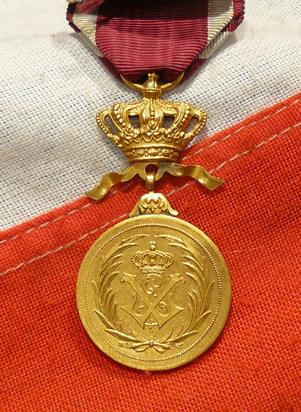 A Beautiful & Very Fine Quality Gilt Early Belgian Order of the Crown, Gold Medal, For The Liberation of Belgium From the Nazi Occupation