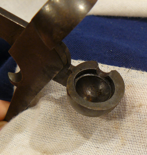 A Very Good Steel 'Belted Bullet' Mould Marked 14 and WD (William Davies)