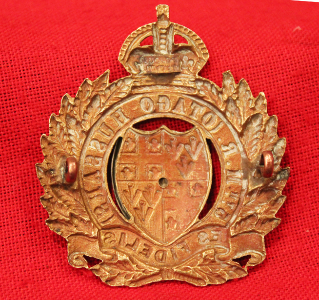Superb WW1 Slouch Hat Badge of the 5th Mounted Rifle Ortago Hussars