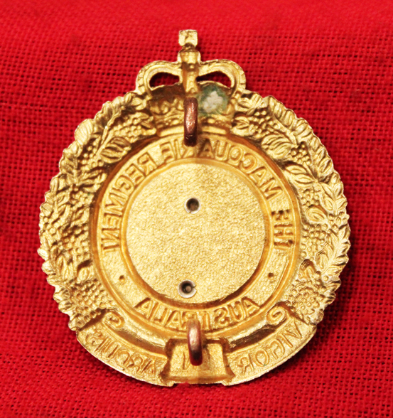 13th Battalion (The Macquarie Regiment) - Bi Metal Hat Badge 1953 - 60