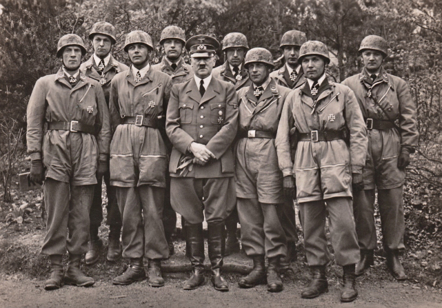 Autograph Photo Martin Kuehne Commander of the I./Fallschirmjager-Regiment