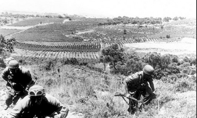 Autograph Photo Martin Kuehne Commander of the I./Fallschirmjager-Regiment