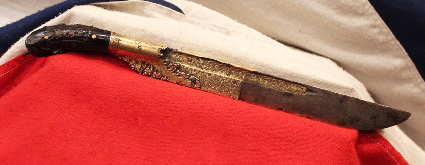 A Very Nice Black Coral Handled Gold Alloy Sinhalese King's Knife Piha-Kaetta (Pihiya)