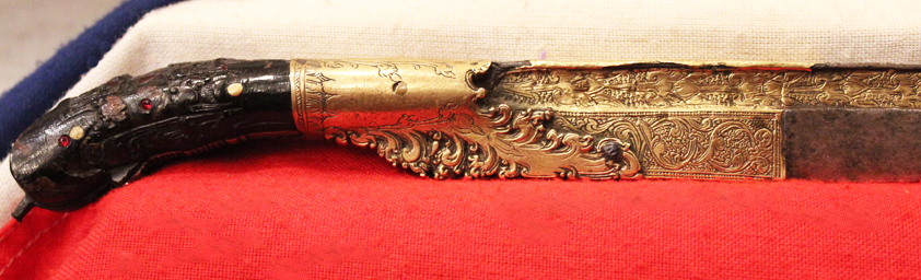 A Very Nice Black Coral Handled Gold Alloy Sinhalese King's Knife Piha-Kaetta (Pihiya)