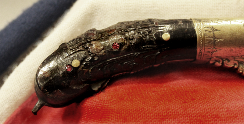 A Very Nice Black Coral Handled Gold Alloy Sinhalese King's Knife Piha-Kaetta (Pihiya)