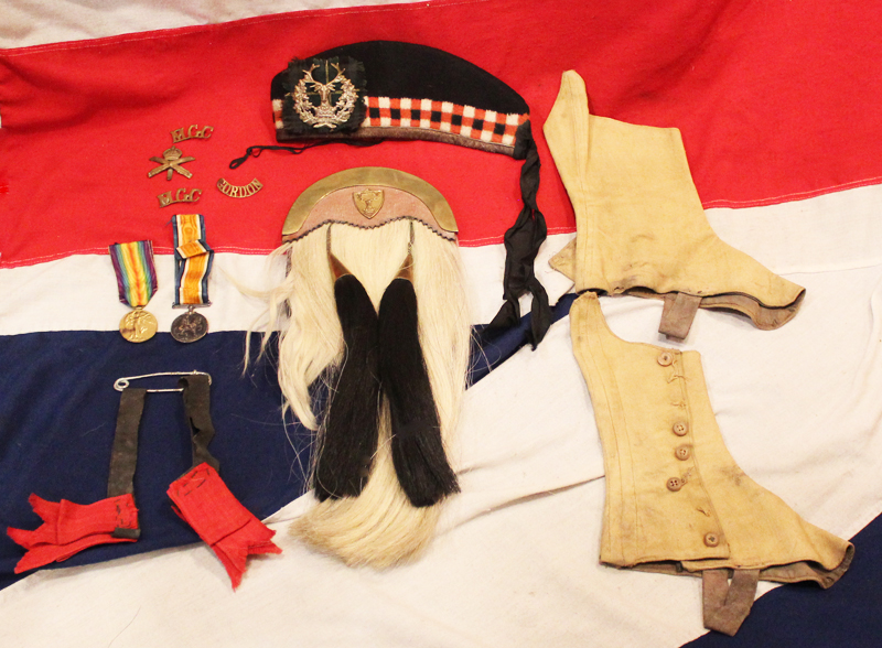 Part of a Superb WW1 Machine Gunner's Collection, British and German. A Fabulous Original WW1 Gordon Highlander Machine Gun Corps Medals, Badges, Sporran, Glengarry & Gaiters of Gordon Highlander