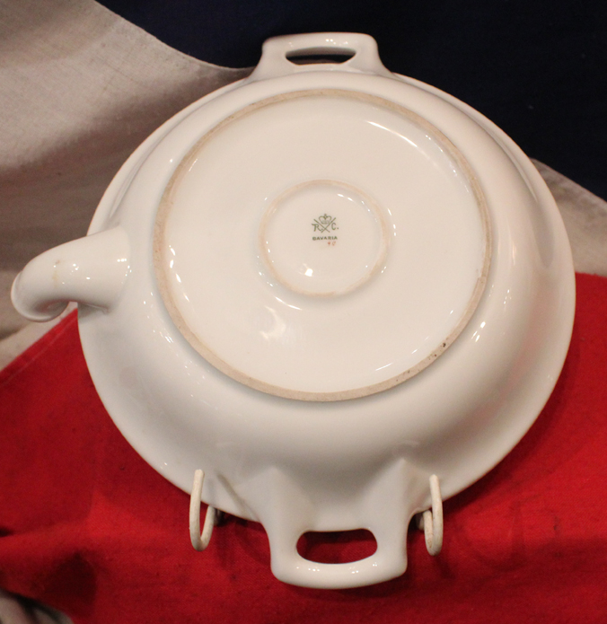 A Very Good German 1900's & WW1 Porcelain Zeppelin Plate Warmer