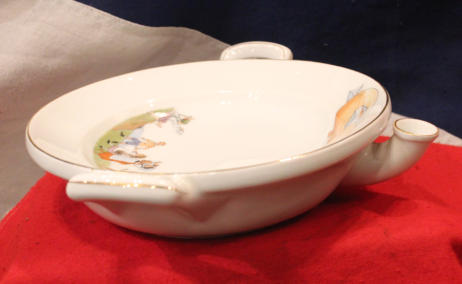 A Very Good German 1900's & WW1 Porcelain Zeppelin Plate Warmer