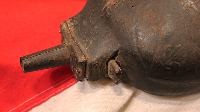 18th Century Ching Dynasty Chinese Matchlock Musket Powder Flask. Qianlong {aka Chien-lung} Period