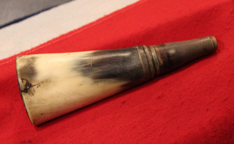 A Georgian 18th century Carved Horn Primer or Pistol Flask