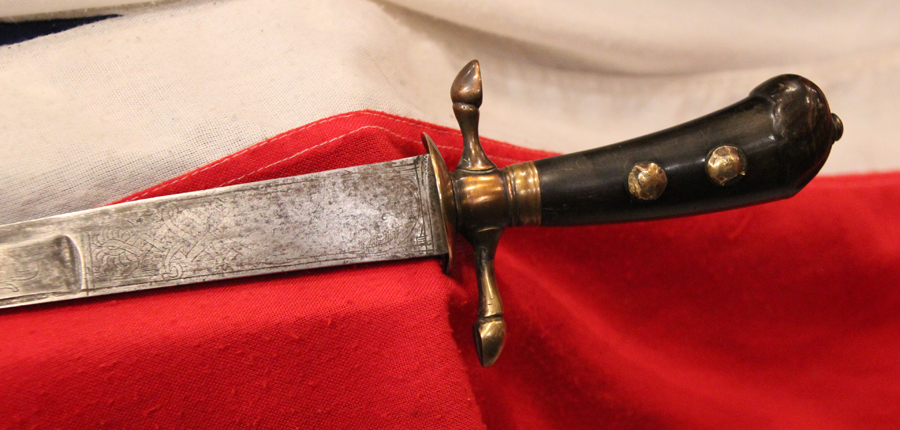 A Fine and Beautiful Carved Horn Hilted 18th Century Royal Naval Officer's Hanger Sword, Cutlass or Cuttoe