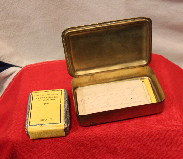 Very Good Princess Mary Box, Complete With Original Personal Letters, Paperwork and Original Contents To Essex Regiment Regular