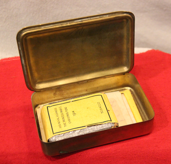 Very Good Princess Mary Box, Complete With Original Personal Letters, Paperwork and Original Contents To Essex Regiment Regular