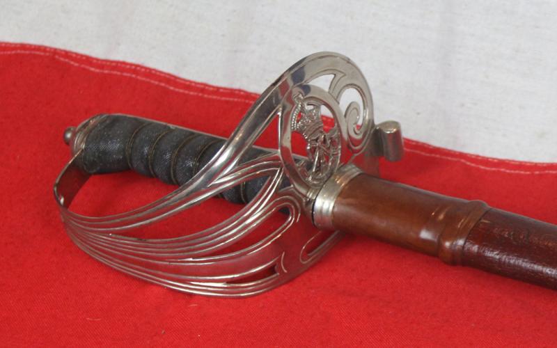 Stunning & Very Rare Kings Royal Rifles Corps Officer's 'Battle Honour Blade' Presentation, Combined Combat and Dress Sword