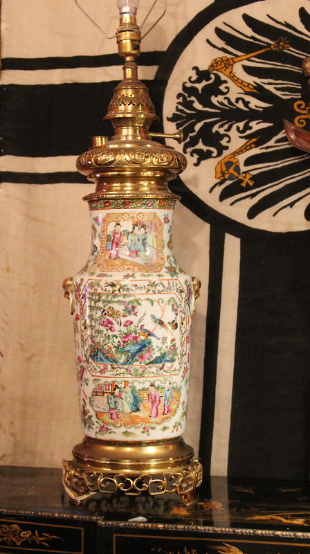 A Beautiful, Large & Most Fabulous Original Antique Ching Dynasty 'Rose Medallion' Canton Export Porcelain Lamp