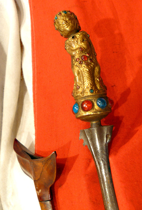 A Most Scarce and Beautiful Antique Balinese Executioner's Keris. Bayou Hindu God of Wind Hilt, 17th to 18th Century Blade, Possibly Made From Meteorite Steel