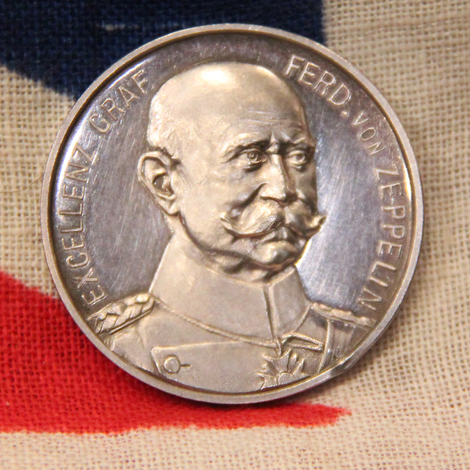 Very Rare German Aerospace Medal of 1915, Part of a Zeppelin Collection
