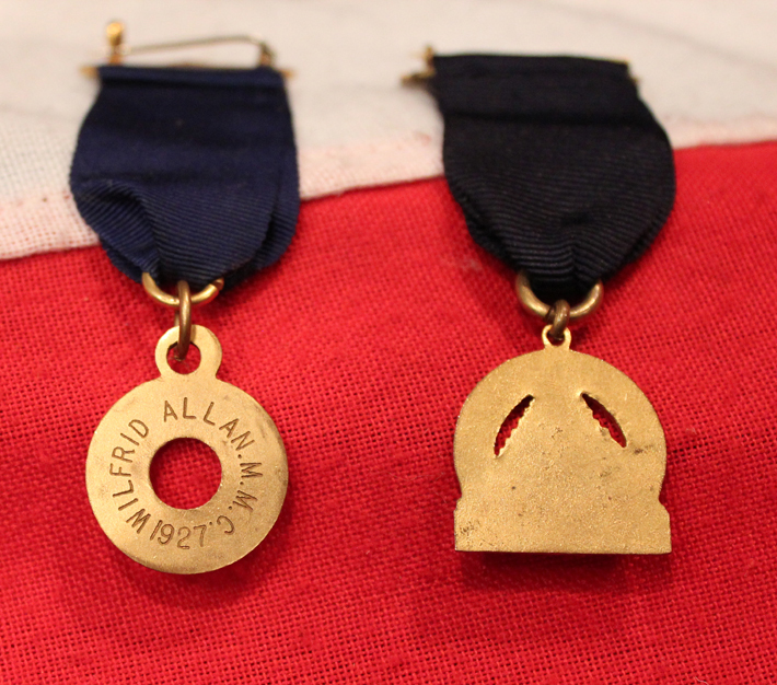 Most Rare 1920's Artefacts, of Houdini's Great Friend, of Early 20th Century Stage Magicians. The Magician's Club of London, Founded by Harry Houdini, Gold Medal Mounted Badge, & A Magic Circle Gold Medal