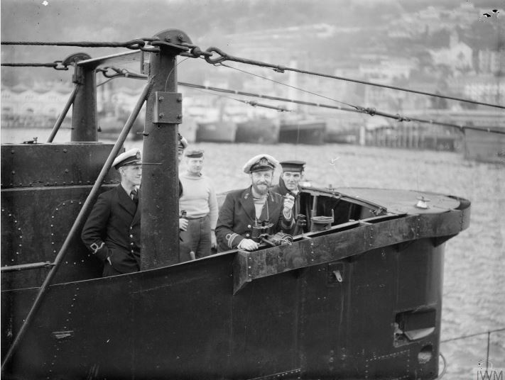 An Excellent WW2 Free Dutch Navy, Royal Netherland Navy Submarine Captain's Dress Belt 1930's Used in WW2