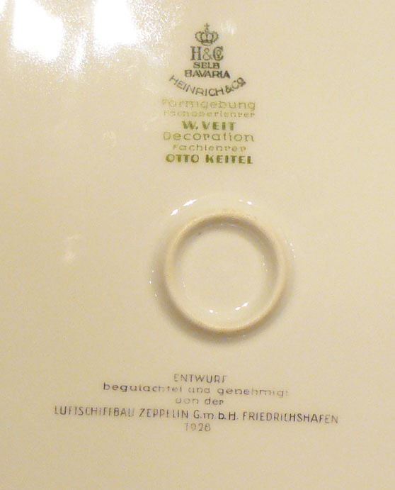 1928 Graf Zeppelin Plaque of the LZ127 Graf Zeppelin. By Heinrich & Co.