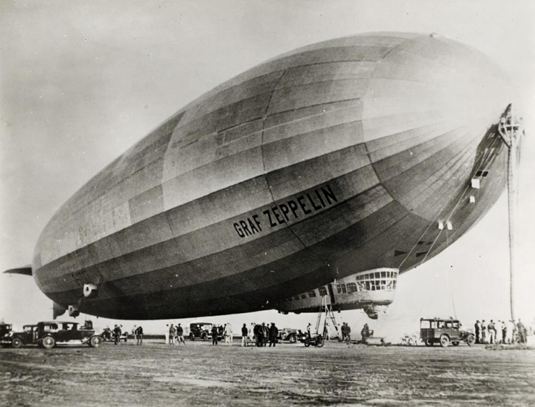 1928 Graf Zeppelin Plaque of the LZ127 Graf Zeppelin. By Heinrich & Co.