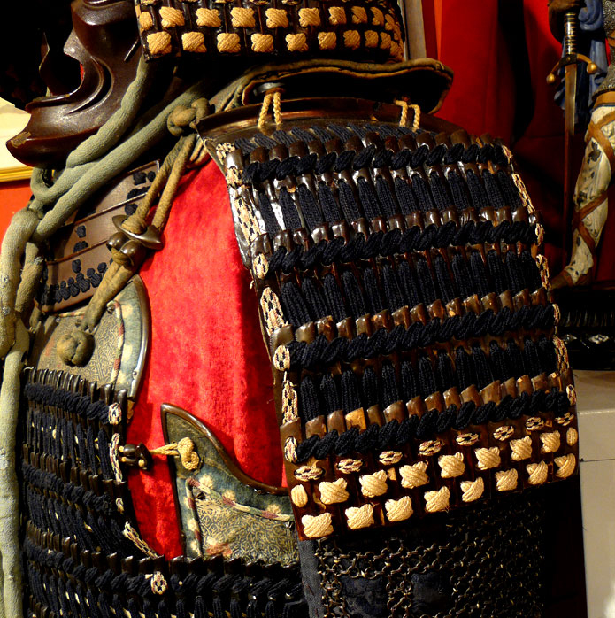 A Beautiful Antique Suit of Original Edo Period Samurai Gosuku Armour. Fully Laced With Shinari Kabuto With Hanbo Face Armour & Crescent Moon Maedate