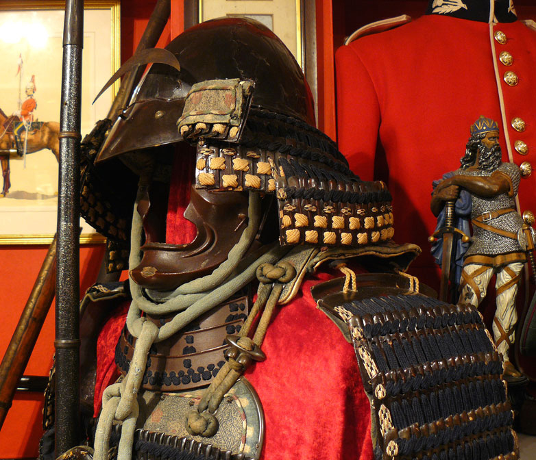 A Beautiful Antique Suit of Original Edo Period Samurai Gosuku Armour. Fully Laced With Shinari Kabuto With Hanbo Face Armour & Crescent Moon Maedate