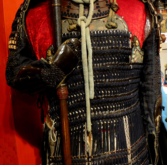 A Beautiful Antique Suit of Original Edo Period Samurai Gosuku Armour. Fully Laced With Shinari Kabuto With Hanbo Face Armour & Crescent Moon Maedate