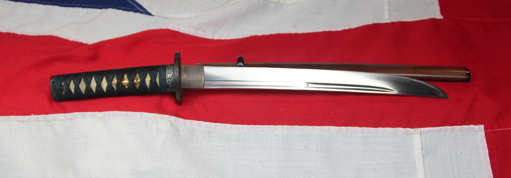 A Stunning Japanese 0-Tanto Signed Echizen Kuni ju nin Kanenori Circa 1615
