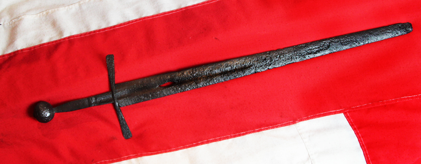 A Museum Quality Original & Ancient, Crusades Period, King Edward Ist Medieval Knights Sword, 13th century. Used During The Time of Edward Longshanks, William Wallace and Robert The Bruce, Used By Both English & Scottish Knights During That Historic Era