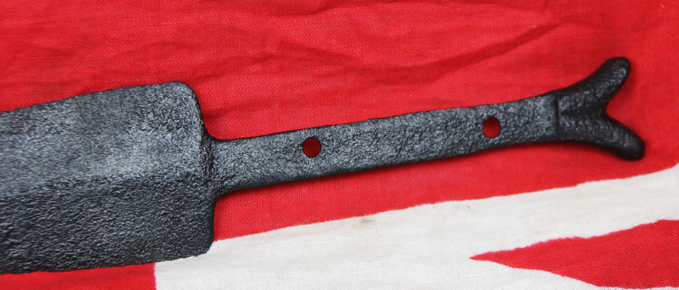 A Very Fine & Most Rare, 'Lobed Pommel', 14th-15th Century, Noble's or Knight's Dagger. Used In the Era of The Battles of Crecy and Agincourt . An Original Wide Bladed Medieval 'Baselard' Knight's Dagger