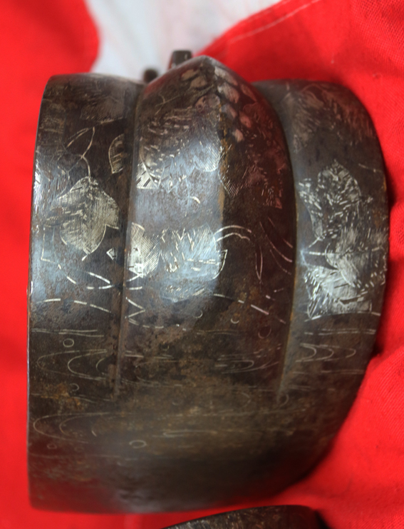 Wonderful, Original Antique, Japanese Samurai Battle Armour. A Super Pair of Edo Period Samurai Saddle Stirrups, Silver Inlaid & Signed By Yoshihira from Kashu Province. Probably a Daimyo or Seieibushi Samurai of the Maeda Clan, Lords of Kaga