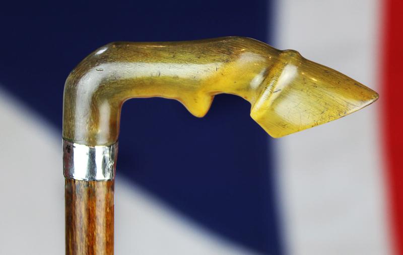 A Most Elegant Equestrian Walking Stick Cum Dandy Cane