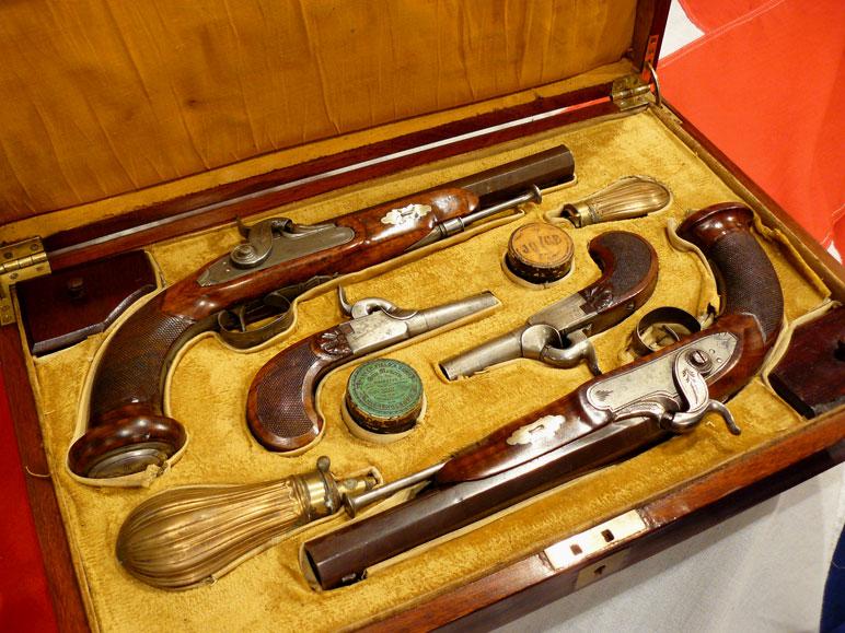 The Lanes Armoury, Britain’s Favourite & Best Arms and Armour Gallery and Website. Its Been Over A Hundred Years In The Making. Whether You View Us Online Or Join The Hundreds & Thousands of People That Personally Visit Us Every Day {Except Sunday}