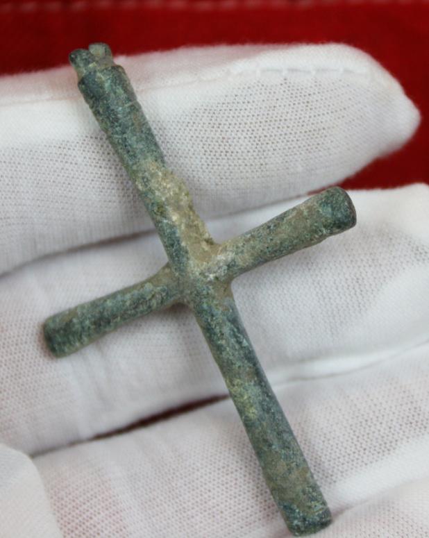 A Wonderful, Original, Historical, Eastern Roman Empire, Byzantine Christian Cross In Bronze 7th to 10th Century