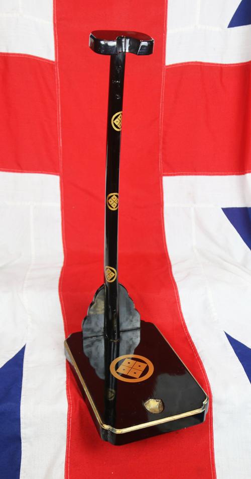 A Stunning & Beautiful Edo Period Tachi-kake, Japanese Samurai Sword Stand Okuyama Family, Descendants of the Famous Genji Clan