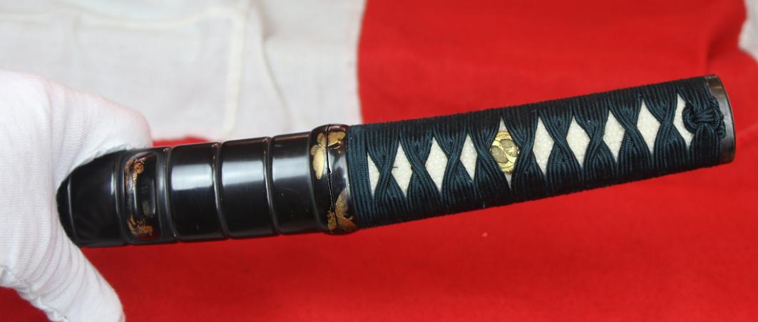 Truly A Samurai Tanto of Museum Grade & Quality. Worthy of the Finest Collection. A Stunning Samurai Aikuchi Tanto With An Around 500 Year Old Blade, Signed Kaneyoshi,