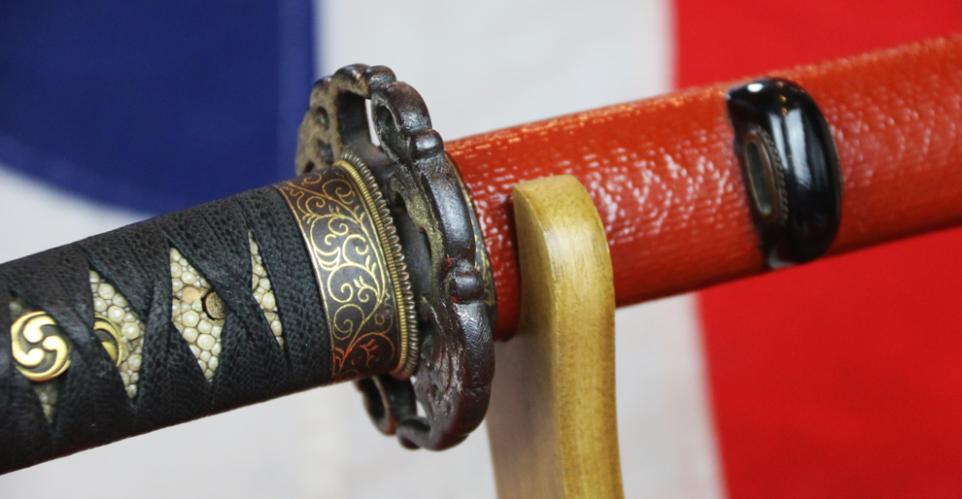 A Simply Stunning Museum Quality Shinto Period Samurai Wakizashi of the Kobayakawa Clan, In Superb Han-dachi Fittings