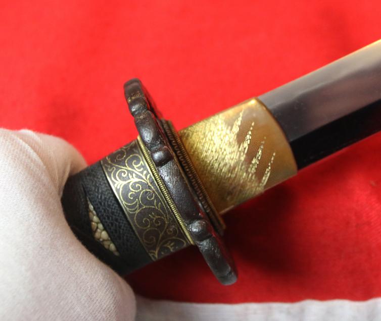 A Simply Stunning Museum Quality Shinto Period Samurai Wakizashi of the Kobayakawa Clan, In Superb Han-dachi Fittings