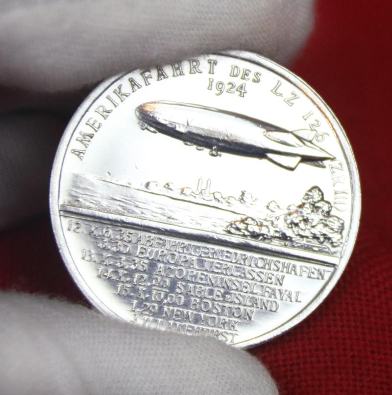 1924 LZ126 Zeppelin Medal . The Flight Of The LZ 126 (ZRIII) To America (USS Los Angeles, USN) Record 81 Hours Medal 1924. Dr. Hugo Eckener, High Grade Silver
