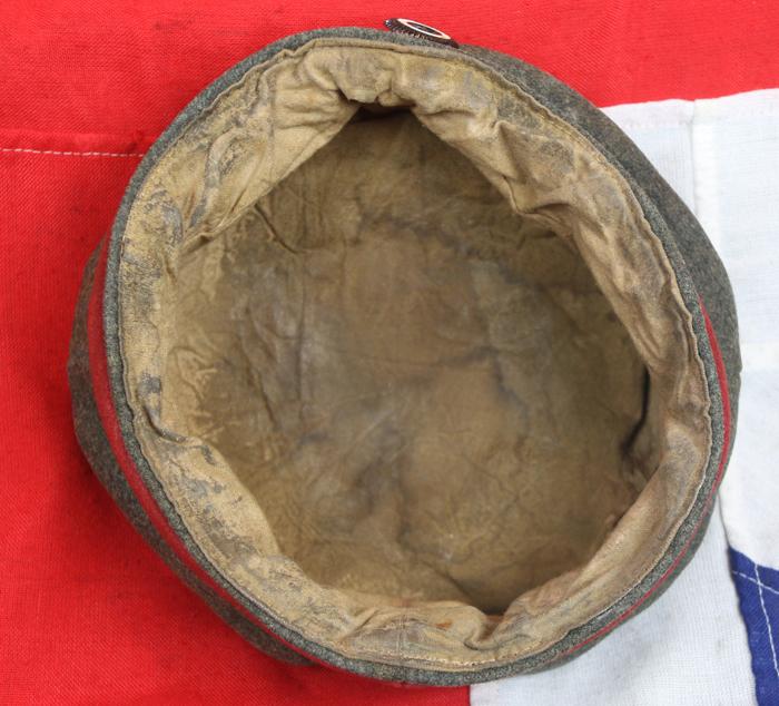 Early War M1910 Feldgrau & Wine Red Wool Cloth Lancer’s Mutze Representing the Colours of a Prussian Uhlans Lancers Regiment. The Very Same Type And Rare Colour Scheme worn by Corporal Adolf Hitler While Serving In The Trenches in WW1.