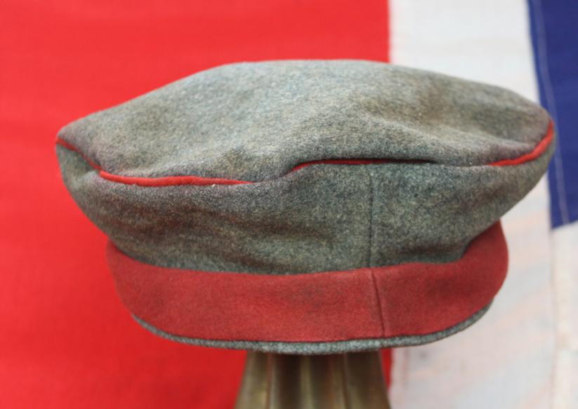 Early War M1910 Feldgrau & Wine Red Wool Cloth Lancer’s Mutze Representing the Colours of a Prussian Uhlans Lancers Regiment. The Very Same Type And Rare Colour Scheme worn by Corporal Adolf Hitler While Serving In The Trenches in WW1.