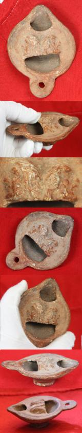 A Beautiful, Impressed Twin Head Profile Roman Oil lamp 1st to 2nd Century, Imperial Roman Province Period. From the Time of Pontus Pilate & King Herod, to The Eruptions of Pompeii