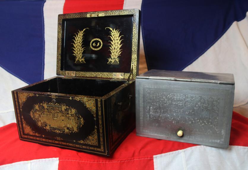 A fabulous Chinese Export Chinoisserie Black Lacquer and Gold Large Tea Caddy Chest of the Finest Quality, King George IIIrd, circa 1800's from the Estate of a 23rd Foot, Royal Welsh Fusiliers Peninsular War and Waterloo Officer George Fielding