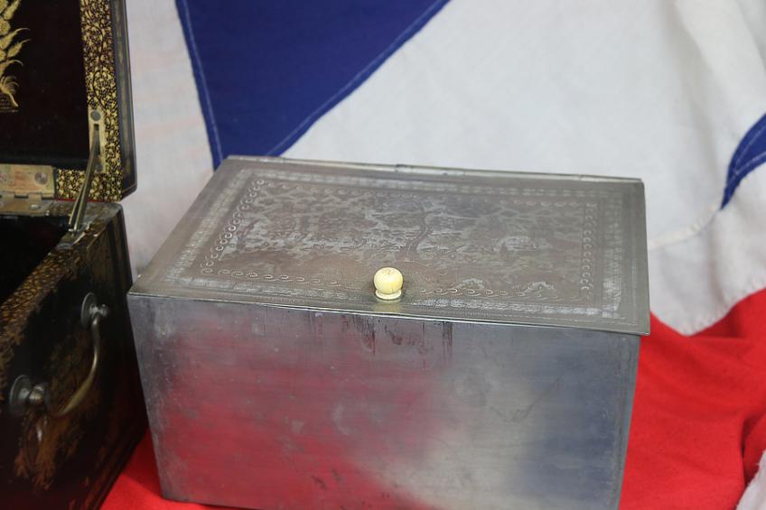 A fabulous Chinese Export Chinoisserie Black Lacquer and Gold Large Tea Caddy Chest of the Finest Quality, King George IIIrd, circa 1800's from the Estate of a 23rd Foot, Royal Welsh Fusiliers Peninsular War and Waterloo Officer George Fielding