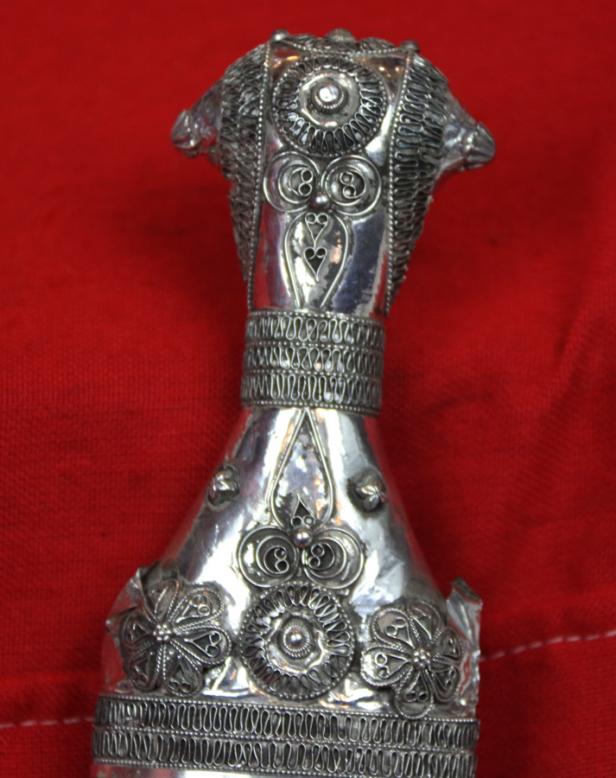 A Beautiful & Incredibly Impressive Original Antique Omani Silver Al Saidi 'Royal' Khanjar, Just The Type As Was Presented To The Famed Lawrence of Arabia Over 100 Years Ago
