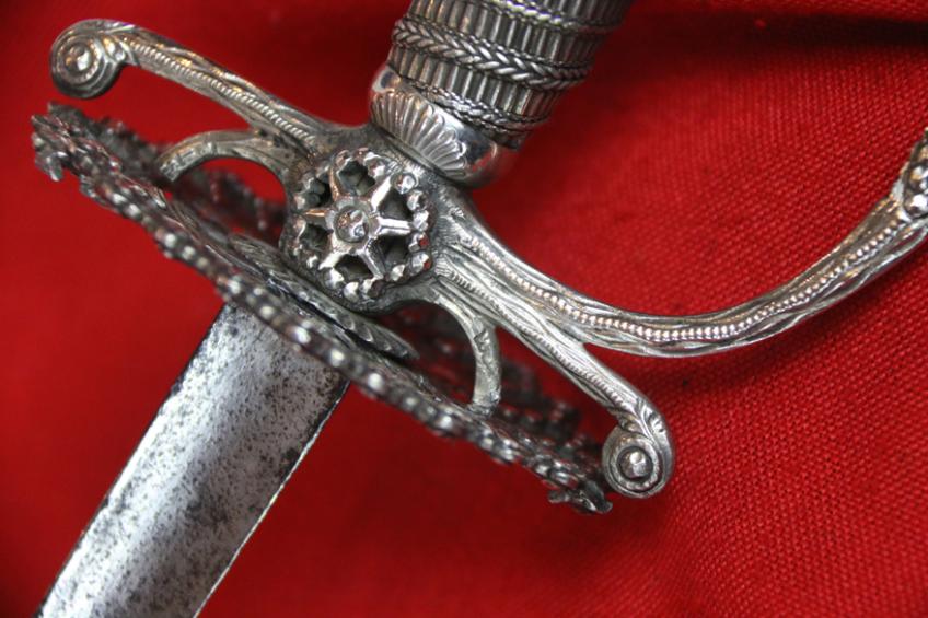 18th Century 1770's Hallmarked Silver Hilted American Revolutionary War Period Officer's Sword Used By Both American and British Officers. Made by William Kinman of London