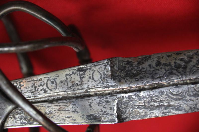 Beautiful, Inscribed, Elizabethan Tudor & Renaissance Nobleman’s Rapier 16th Century, Circa 1570