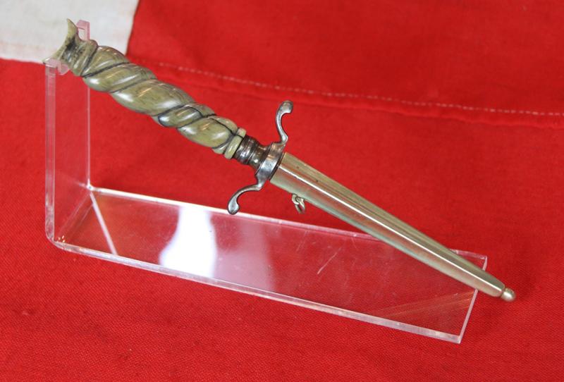 A Very Fine Rare Gambler's Dirk cum Boot Knife, Carved Horn Grip, Mid 19th Century